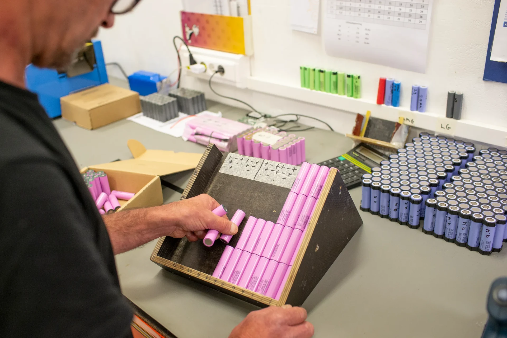 Appareil de diagnostic connecté au BMS d'une batterie de vélo électrique